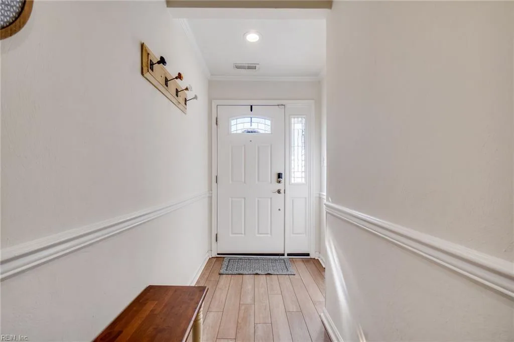 1861 Bernstein DR, VIRGINIABEACH VA 23454 - Photo 4