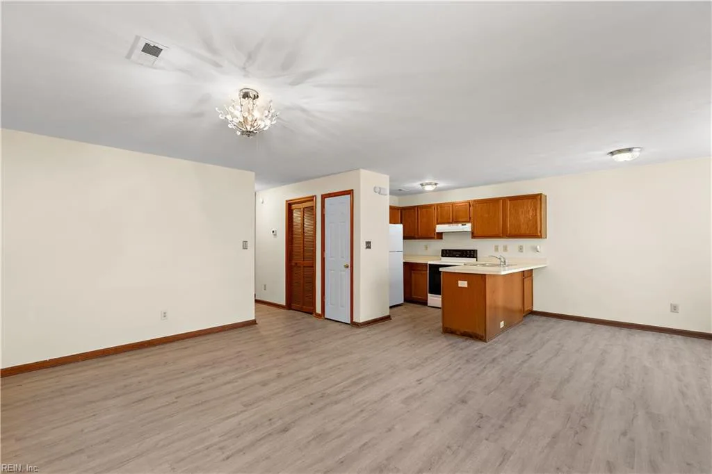 3468 Clover Meadows DR, CHESAPEAKE VA 23321 - Photo 4
