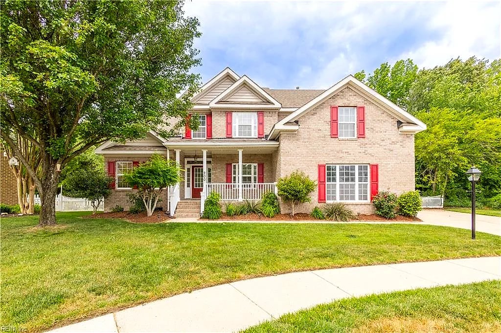 200 Pine Island QUAY, Chesapeake — 4 bed Residential, 3,194 sqft
