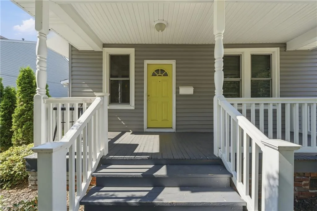 1316 W 39th ST, NORFOLK VA 23509 - Photo 5