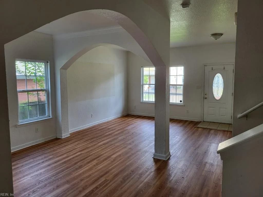 1437 W 40th ST, NORFOLK VA 23508 - Photo 5