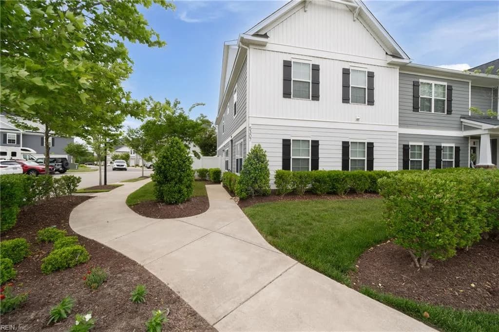 5307 Sports Club RN #200, SUFFOLK VA 23435 - Photo 2