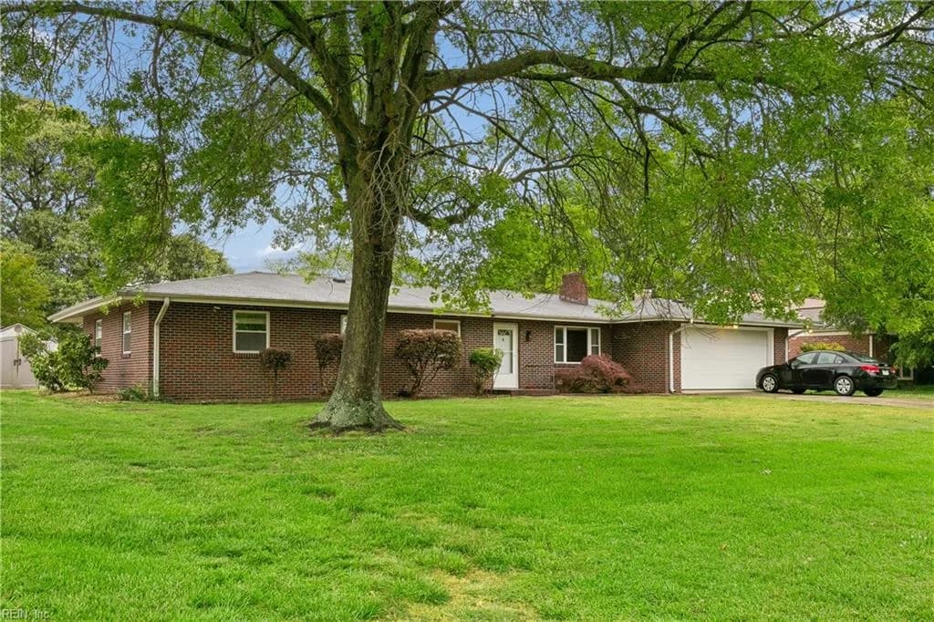 1709 Beach RD, HAMPTON VA 23664 - Photo 3