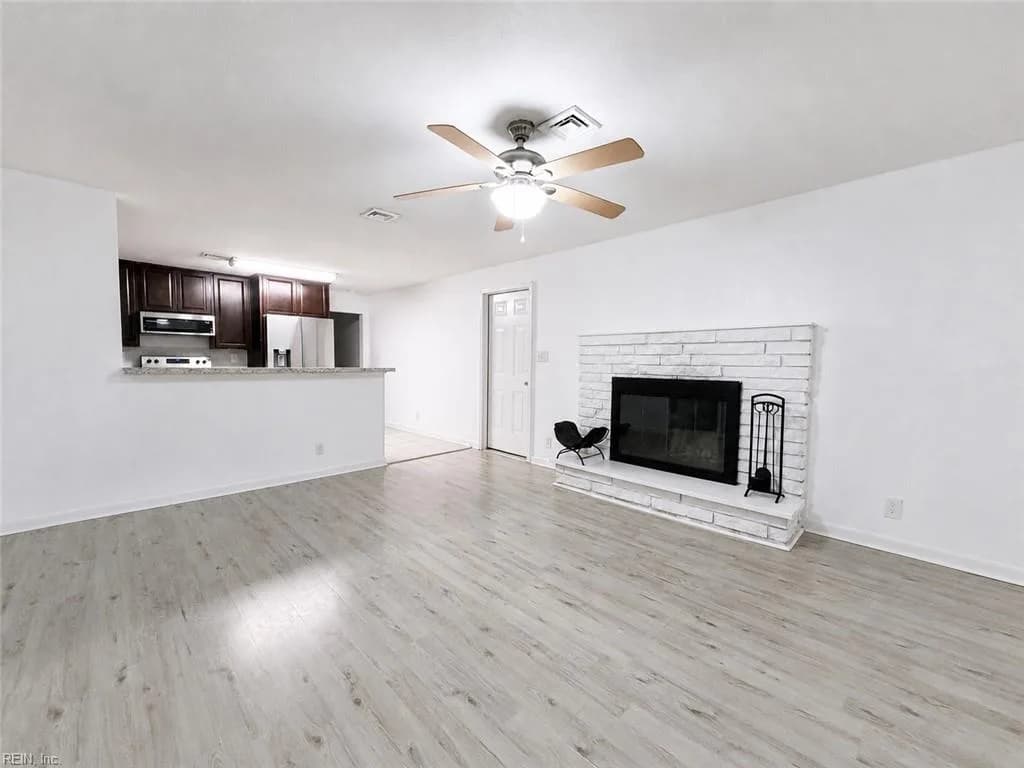 553 Fernwood Farms RD, CHESAPEAKE VA 23320 - Photo 5