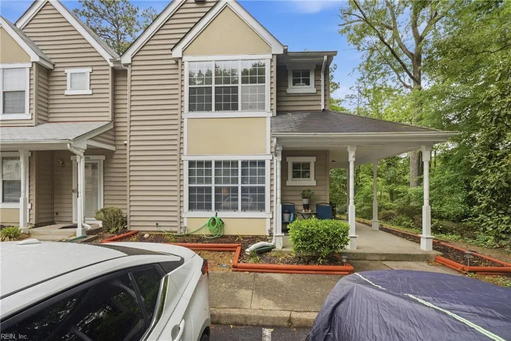 378 Rivers Ridge CIR, NEWPORTNEWS VA 23608 - Photo 3