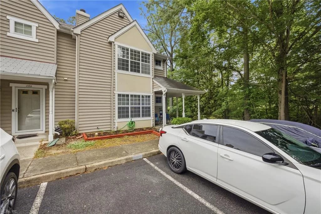 378 Rivers Ridge CIR, NEWPORTNEWS VA 23608 - Photo 4
