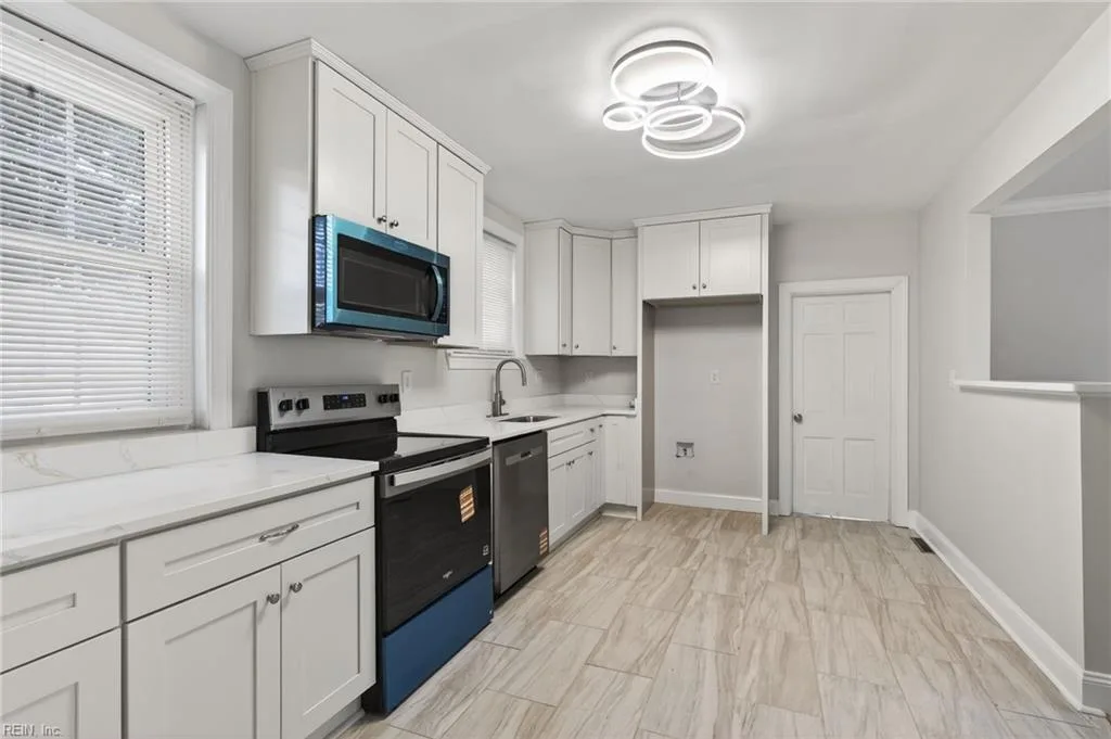 412 West RD, PORTSMOUTH VA 23707 - Photo 4