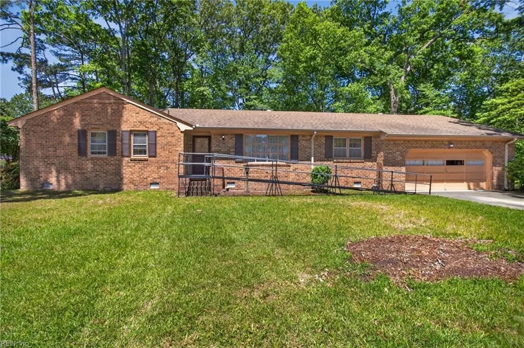600 Larkspur RD, PORTSMOUTH VA 23703 - Photo 2