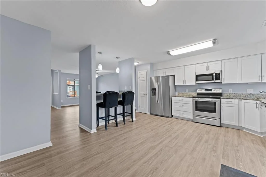 521 W Ocean View AVE #C, NORFOLK VA 23503 - Photo 5