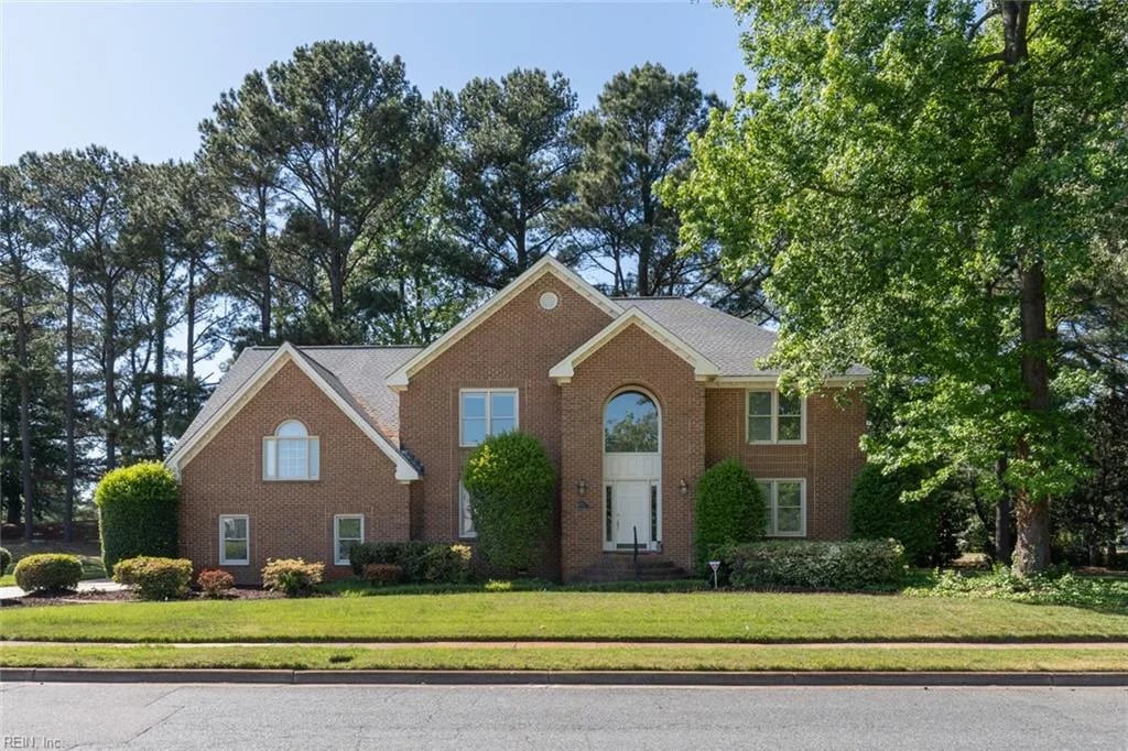 1208 Masters ROW, CHESAPEAKE VA 23320
