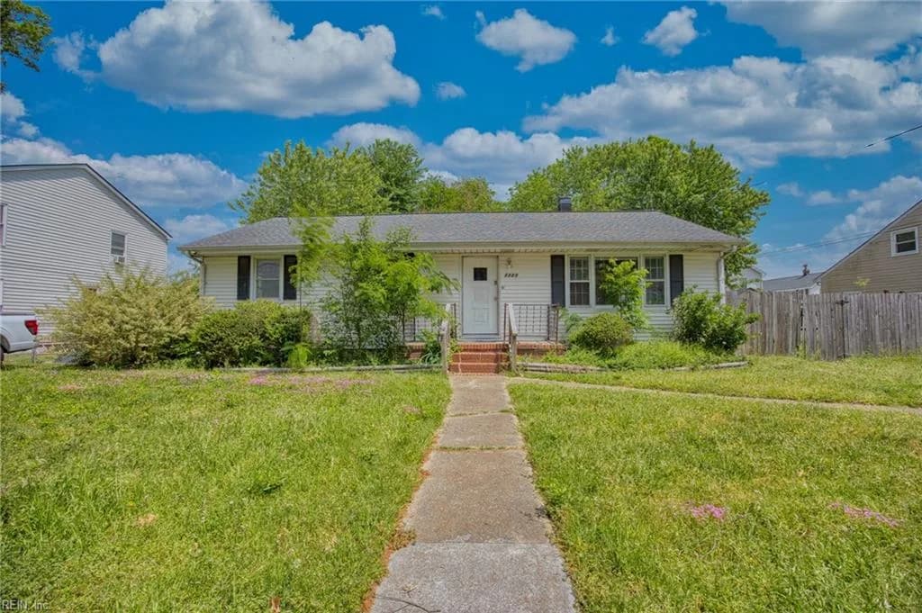 2320 Palmyra ST, NORFOLK VA 23513 - Photo 2