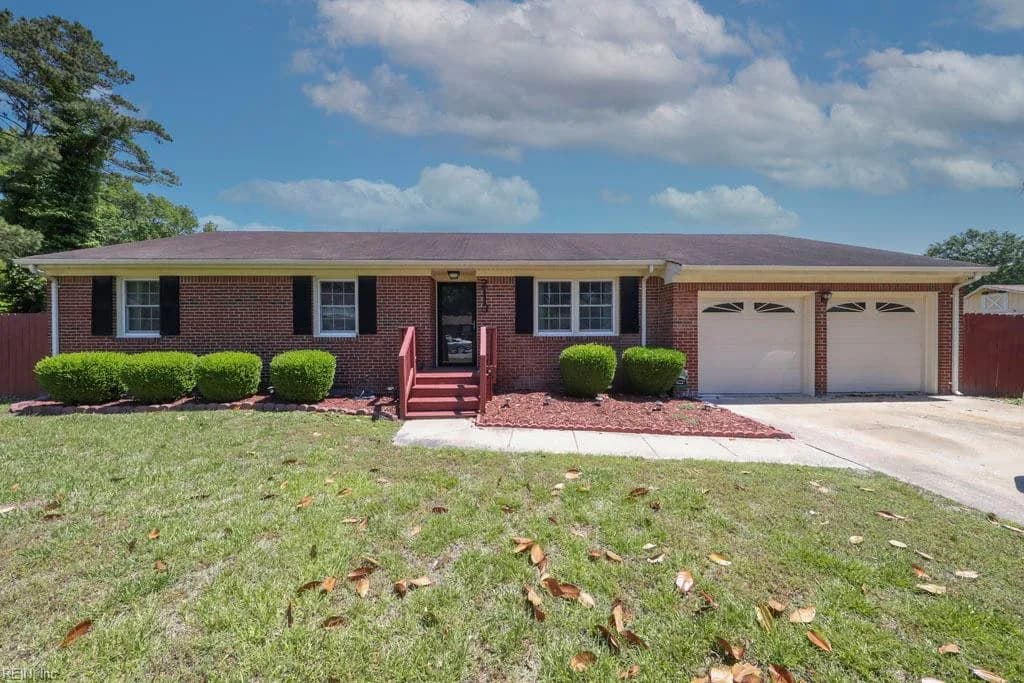 2113 Hollins CT, CHESAPEAKE VA 23320 - Photo 3