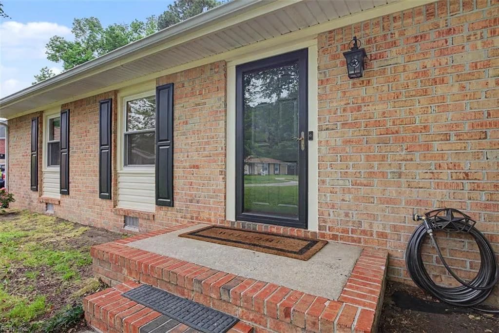 4925 Vico DR, CHESAPEAKE VA 23321 - Photo 5