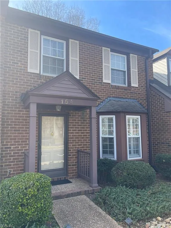 154 Kenilworth DR, NEWPORTNEWS VA 23606