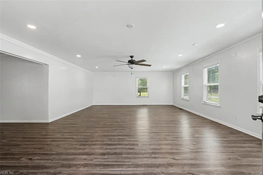 433 Truitt RD, CHESAPEAKE VA 23321 - Photo 3