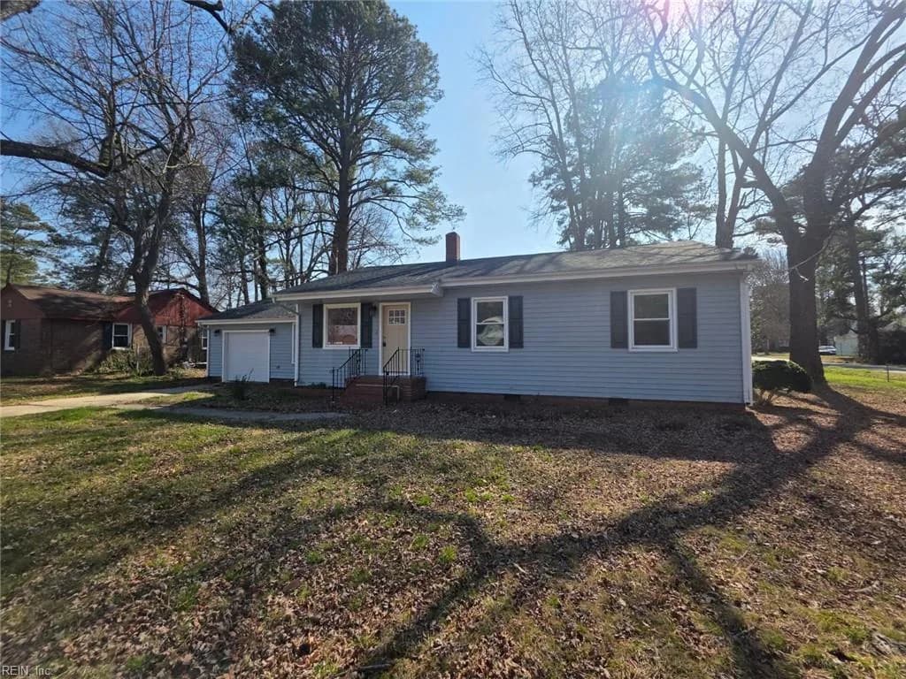 2213 Springdale RD, CHESAPEAKE VA 23323 - Photo 2