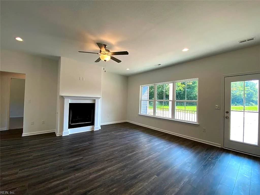 2105 Holland Corner RD, SUFFOLK VA 23437 - Photo 3