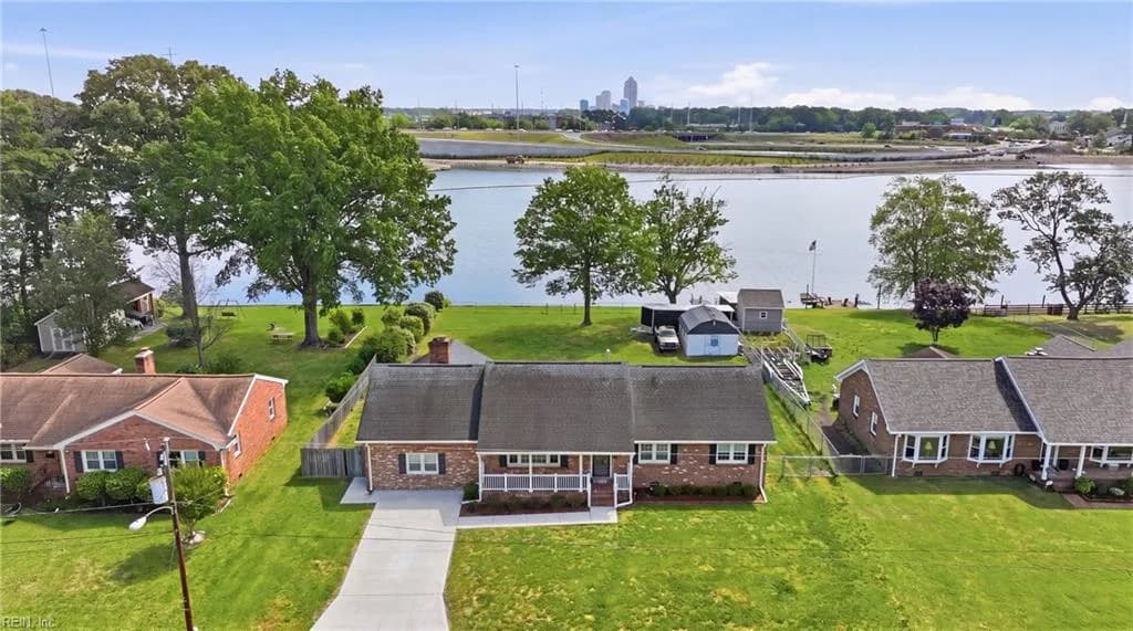 128 Convention DR, VIRGINIABEACH VA 23462 - Photo 2
