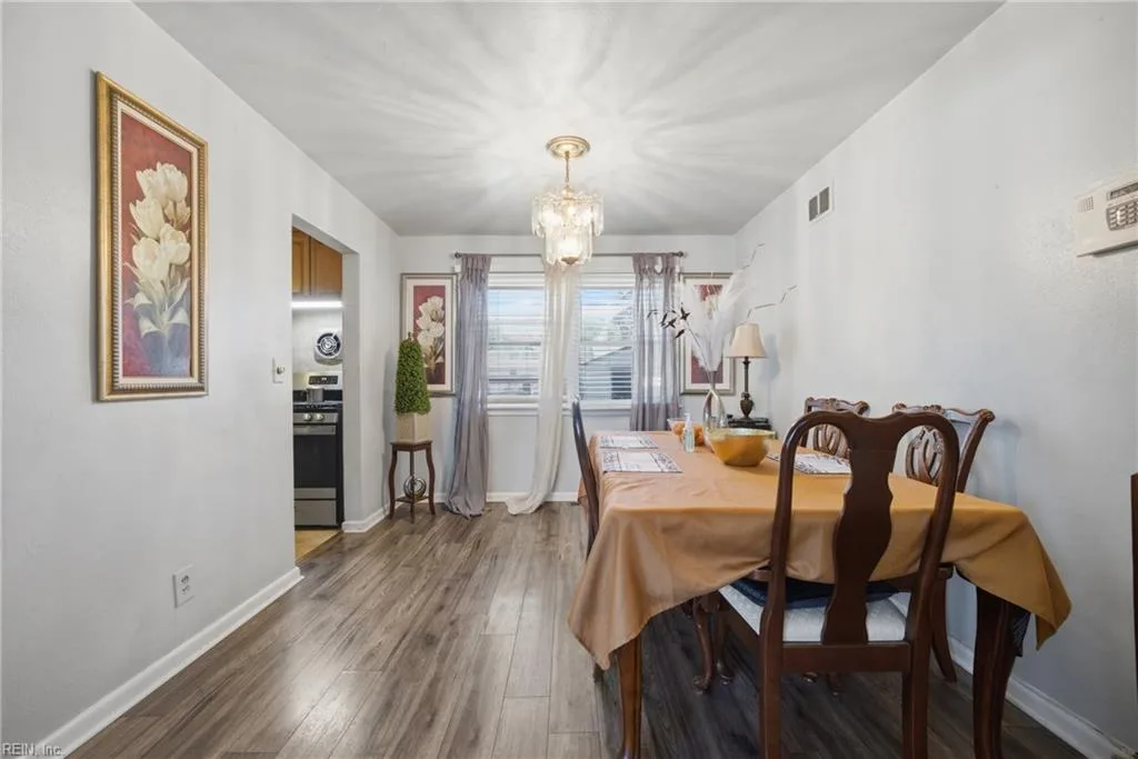 1424 Ramsey RD, NORFOLK VA 23503 - Photo 5