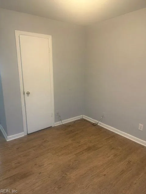 245 Edison AVE, PORTSMOUTH VA 23702 - Photo 5