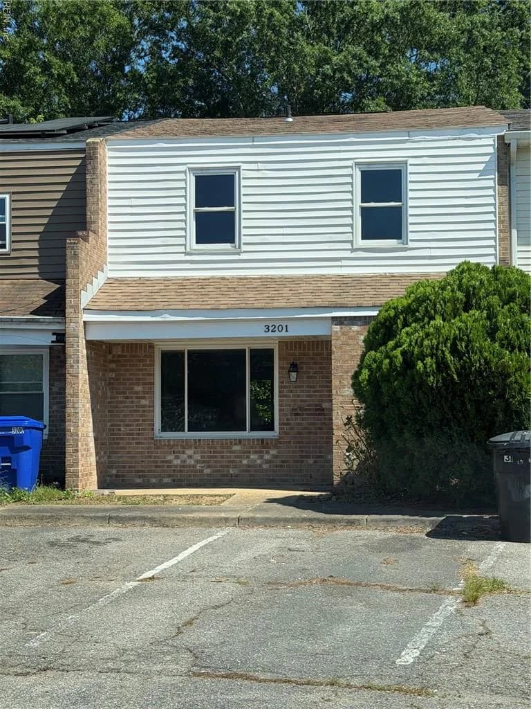 3201 Chesterton CT, VIRGINIABEACH VA 23453 - Main photo