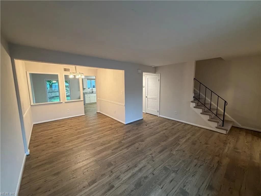 3201 Chesterton CT, VIRGINIABEACH VA 23453 - Photo 3
