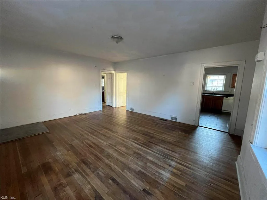 2106 Richmond AVE, PORTSMOUTH VA 23704 - Photo 4