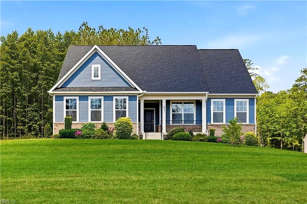 6311 Fawncrest LN, Williamsburg — 3 bed Residential, 3,015 sqft