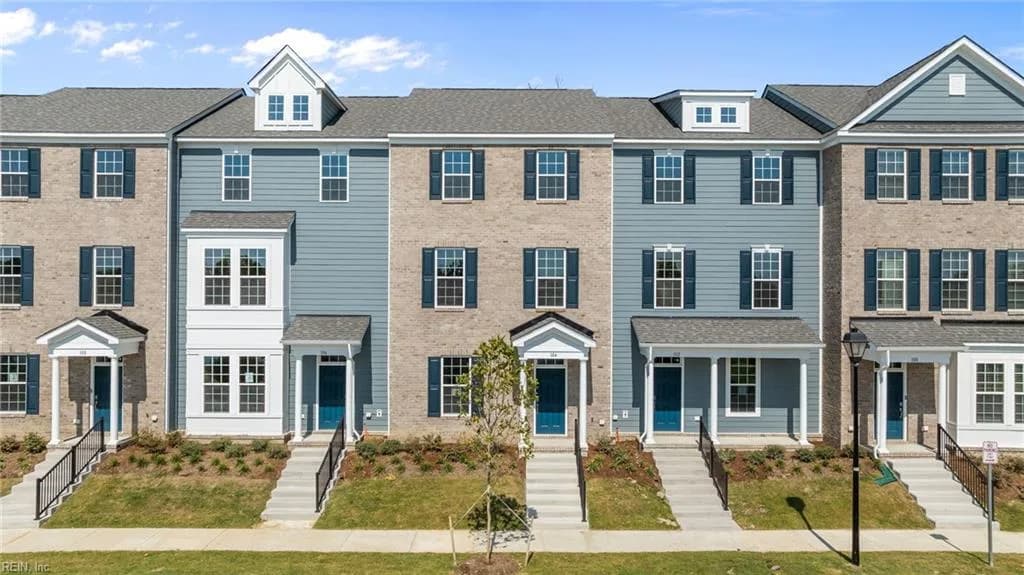 172 Freeman DR, HAMPTON VA 23666 - Main photo