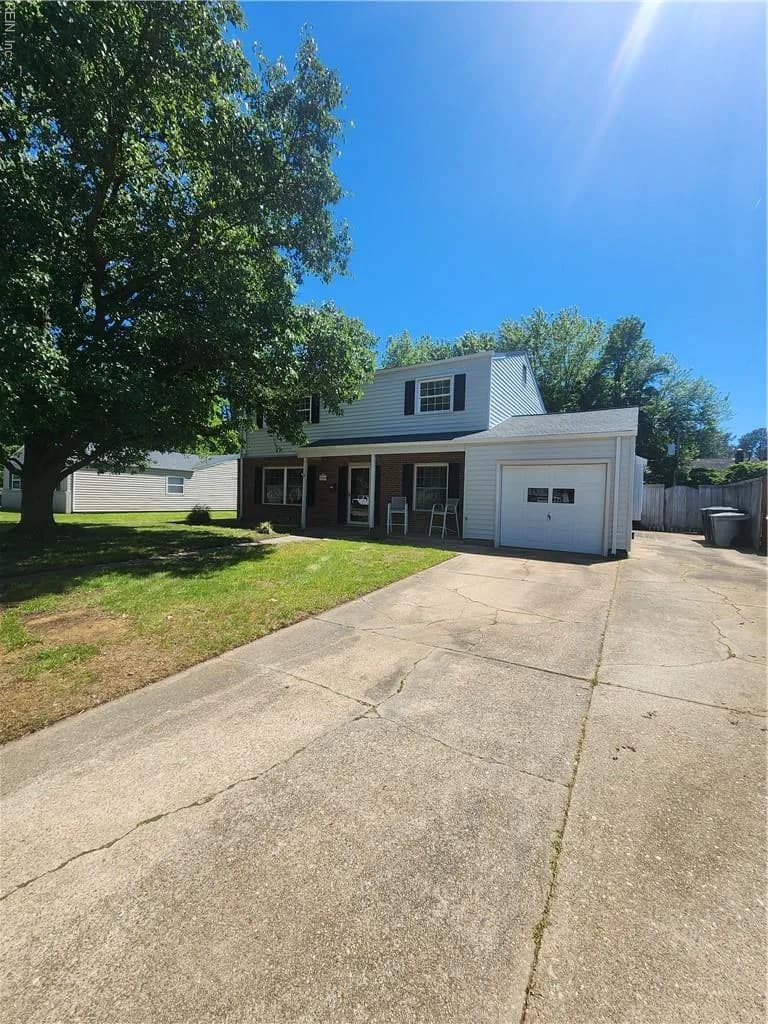 216 Deerfield BLVD, HAMPTON VA 23666 - Photo 2