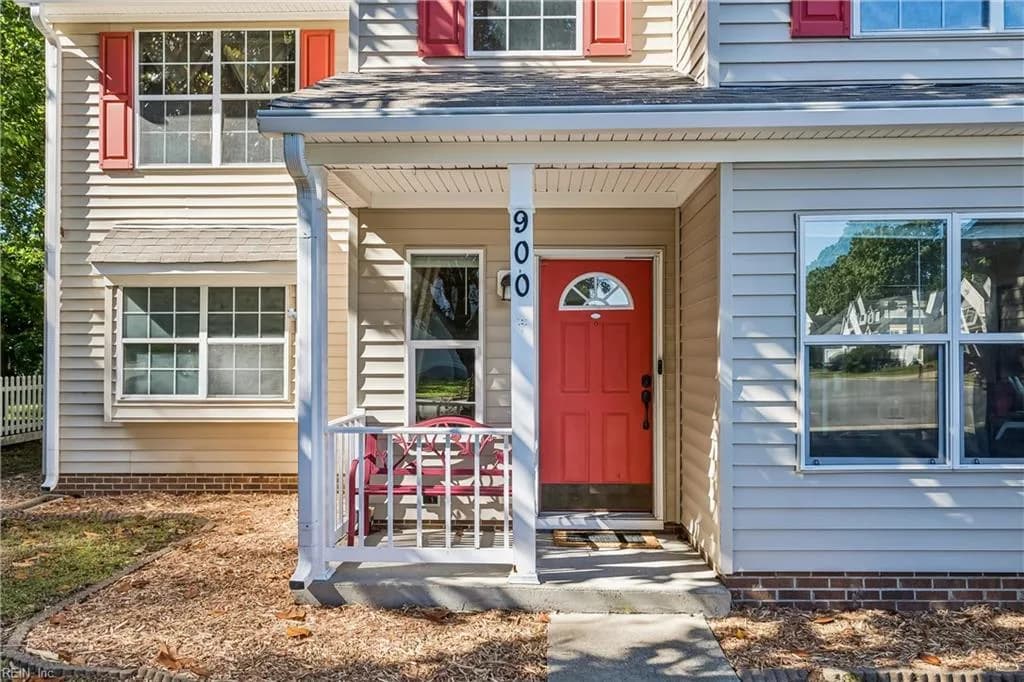 900 Sheffield ST, HAMPTON VA 23666 - Photo 4
