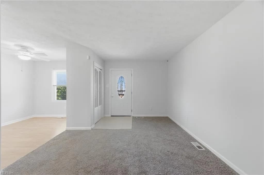 1026 Easterly AVE, HAMPTON VA 23669 - Photo 4