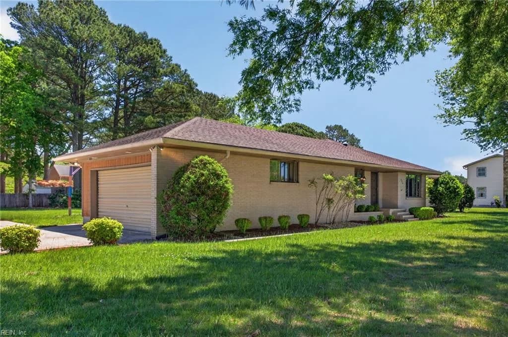 500 Moonefield DR, SMITHFIELD VA 23430 - Photo 3