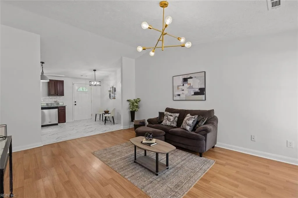 471 Michael Irvin DR, NEWPORTNEWS VA 23608 - Photo 5