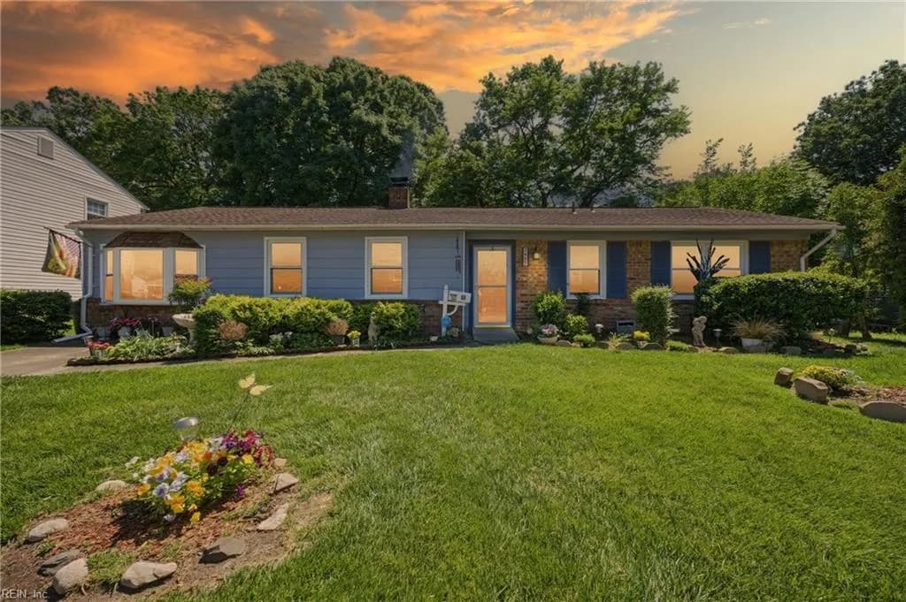 3917 Waterside CT, VIRGINIABEACH VA 23452 - Photo 2