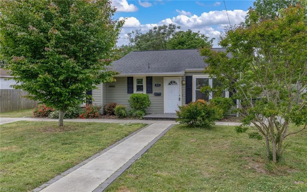 315 Mary ST, HAMPTON VA 23664 - Photo 4