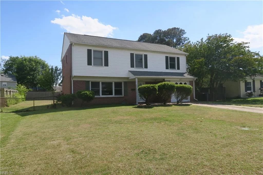 4633 Crown Point LN, VIRGINIABEACH VA 23462 - Photo 2