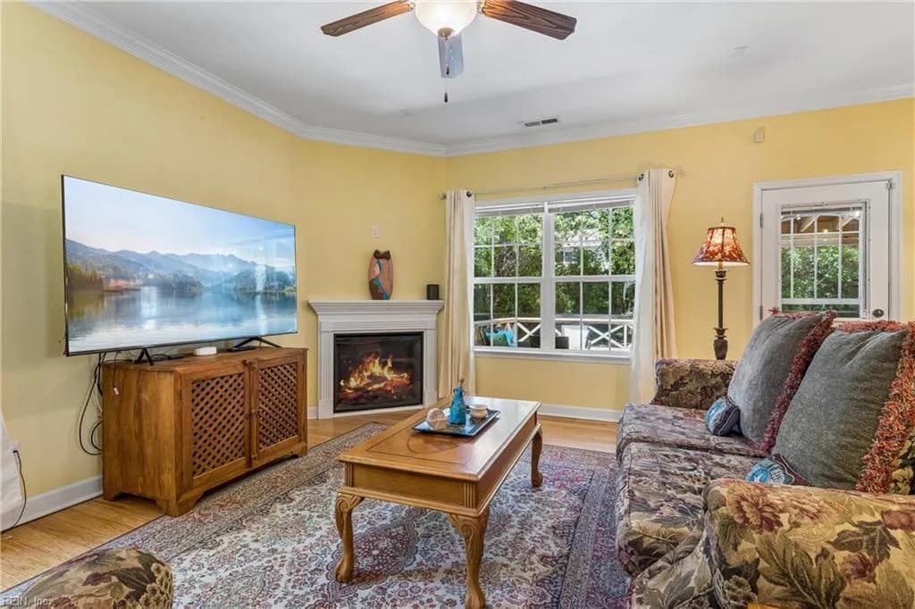 1624 Skyline DR, NORFOLK VA 23518 - Photo 5