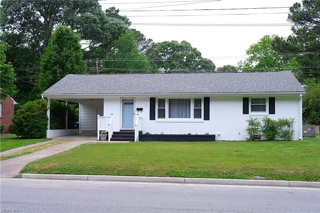 57 Peters LN, Newport News — 3 bed Residential, 984 sqft