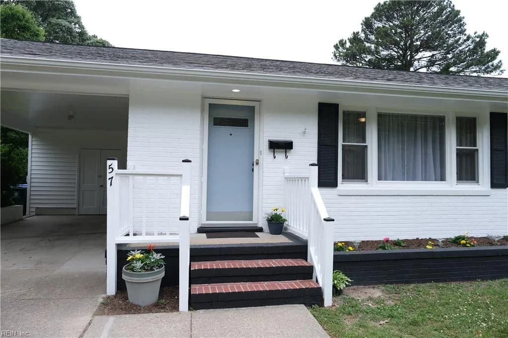 57 Peters LN, NEWPORTNEWS VA 23606 - Photo 3