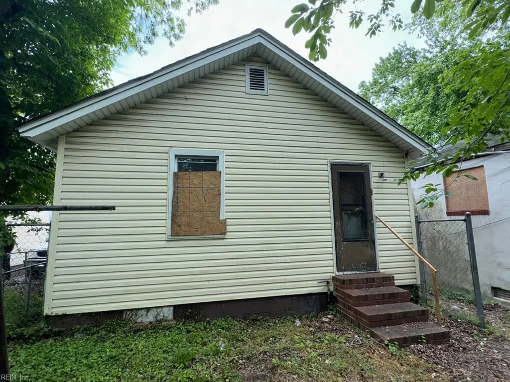 1152 22nd ST, NEWPORTNEWS VA 23607 - Photo 5