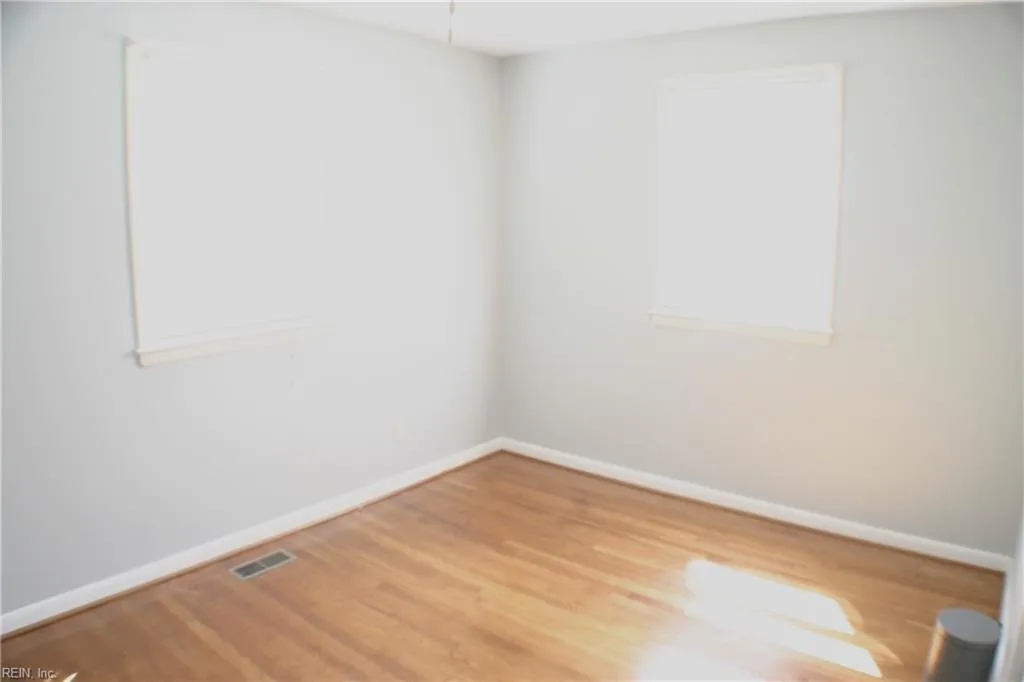 425 Keith CT, CHESAPEAKE VA 23325 - Photo 5