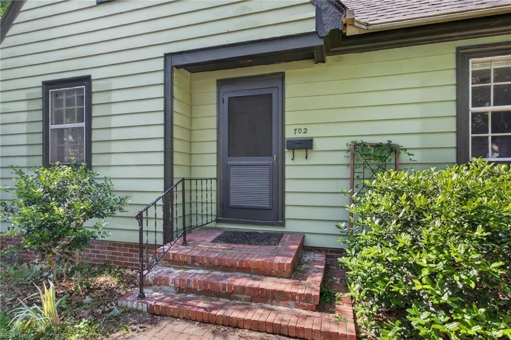 702 Hamilton ST, WILLIAMSBURG VA 23185 - Photo 5