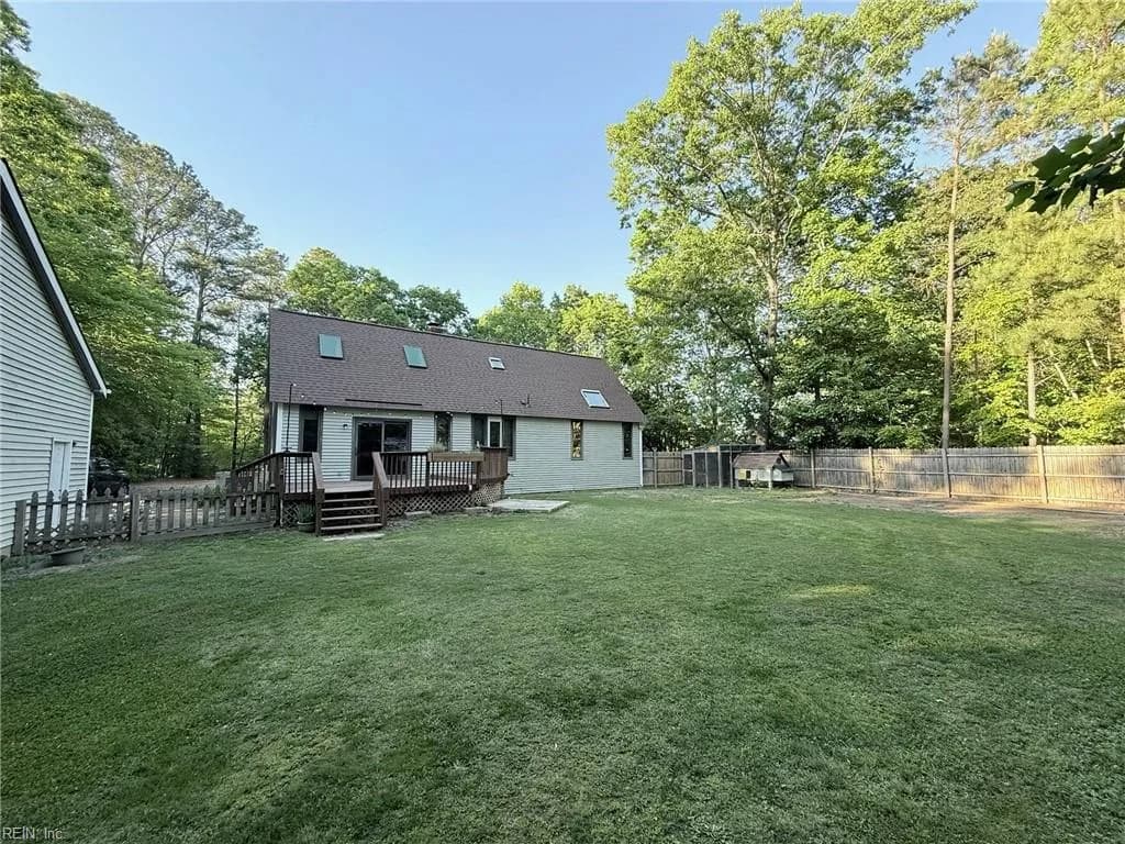 1605 Cornus CT, SUFFOLK VA 23433 - Photo 4