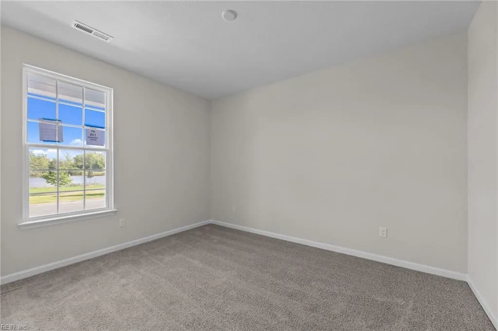 178 Freeman DR, HAMPTON VA 23666 - Photo 4