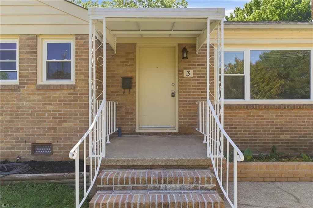 3 Marcella RD, HAMPTON VA 23666 - Photo 3