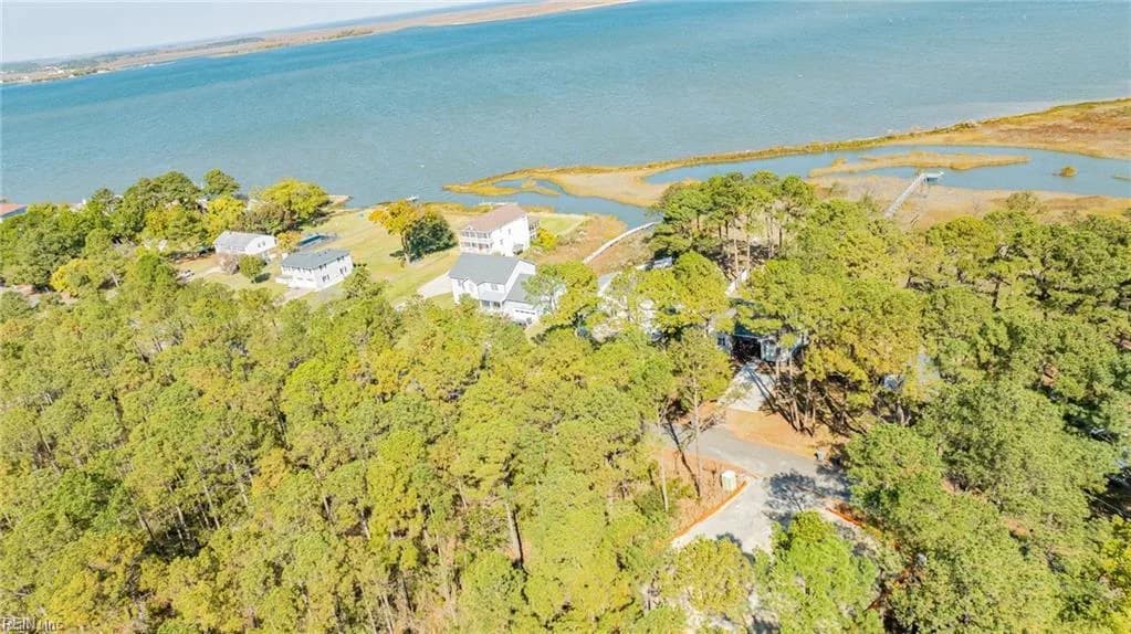 451 Wind Mill Point Road RD, HAMPTON VA 23664 - Photo 5
