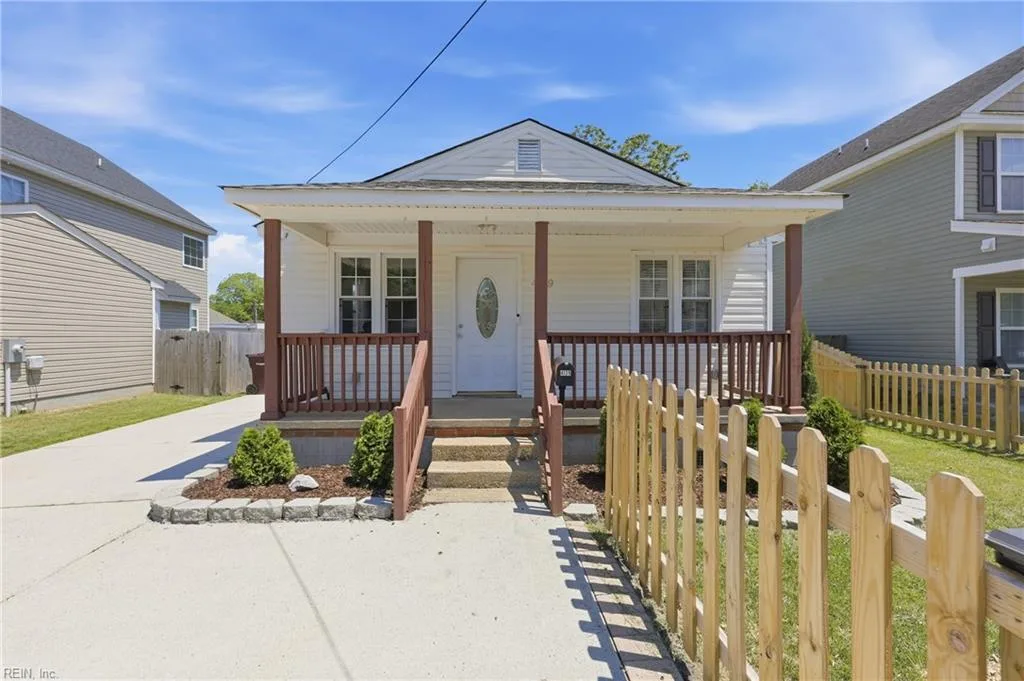 4139 1st ST, Chesapeake — 3 bed Residential, 1,344 sqft