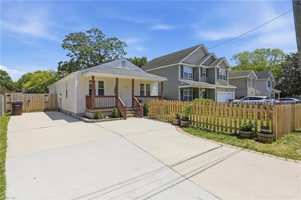 4139 1st ST, CHESAPEAKE VA 23324 - Photo 3