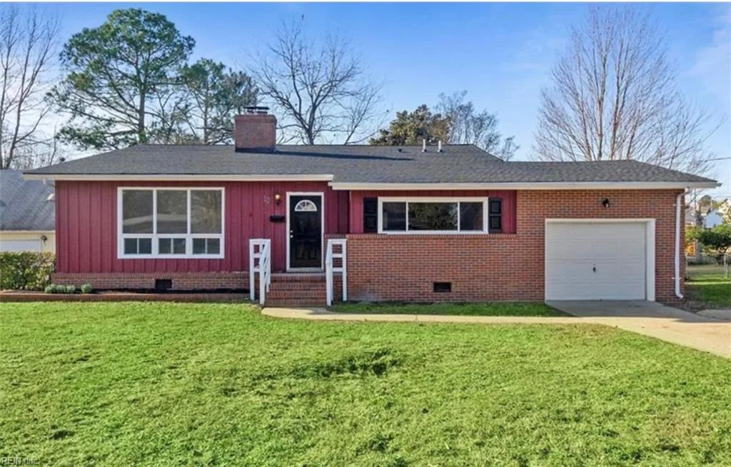 10 Barron DR, NEWPORTNEWS VA 23608